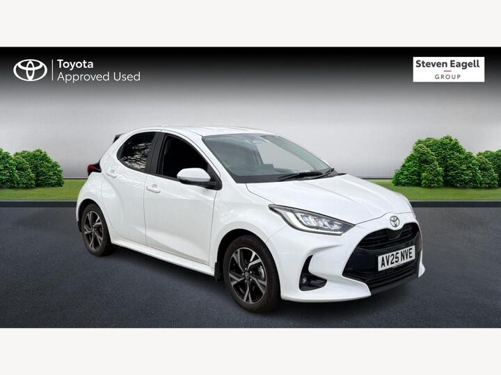 Toyota Yaris 1.5 VVT-h Design E-CVT Euro 6 (s/s) 5dr
