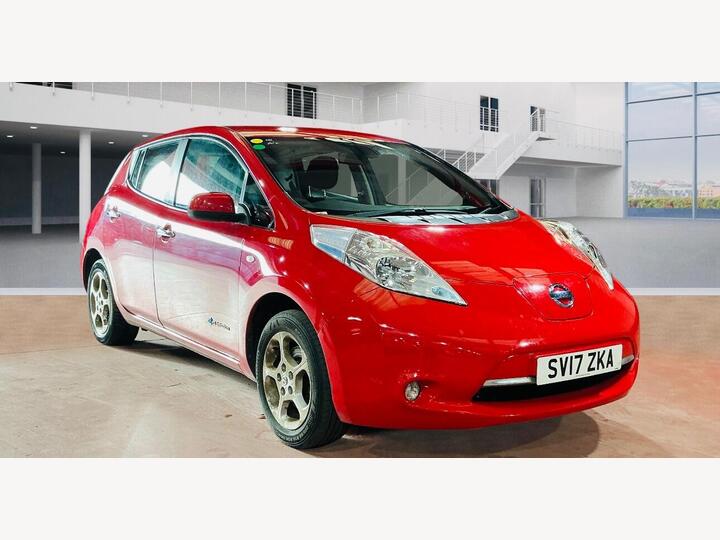 Nissan Leaf 30kWh Acenta Auto 5dr Nissan Leaf 30kWh Acenta Auto 5dr