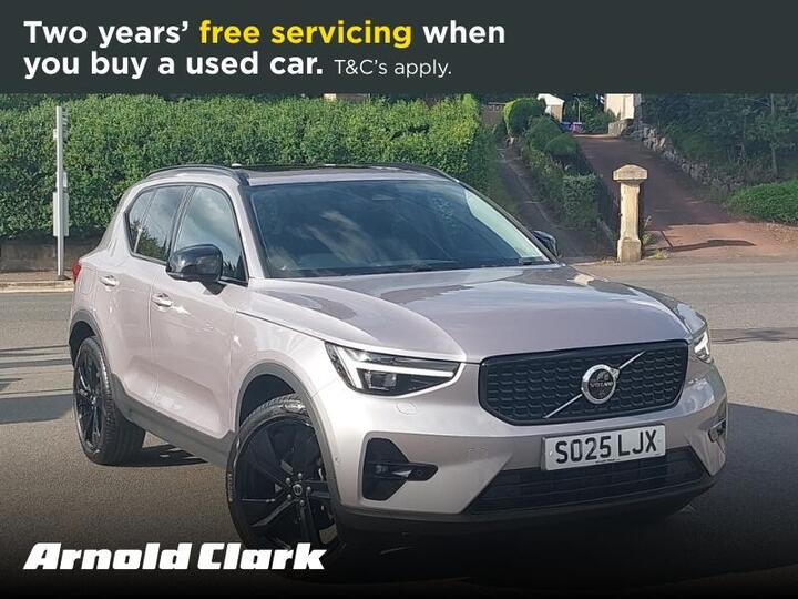 Volvo XC40 2.0 B3 MHEV Ultra Dark DCT Auto Euro 6 (s/s) 5dr