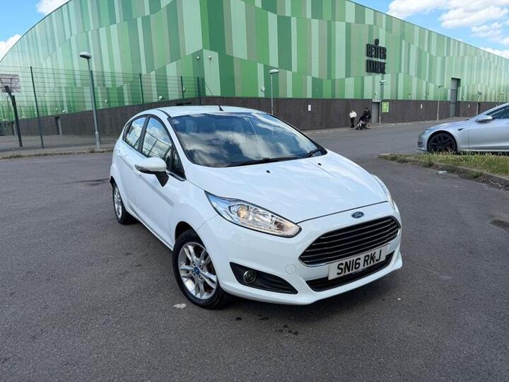 Ford Fiesta 1.25 Zetec Euro 6 5dr