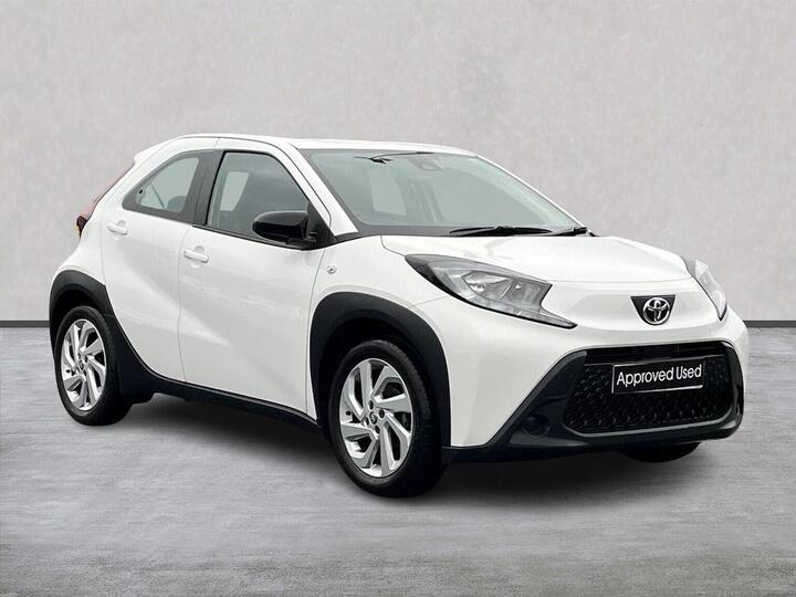 Toyota AYGO X 1.0 VVT-i Pure X-shift Euro 6 (s/s) 5dr Toyota AYGO X 1.0 VVT-i Pure X-shift Euro 6 (s/s) 5dr