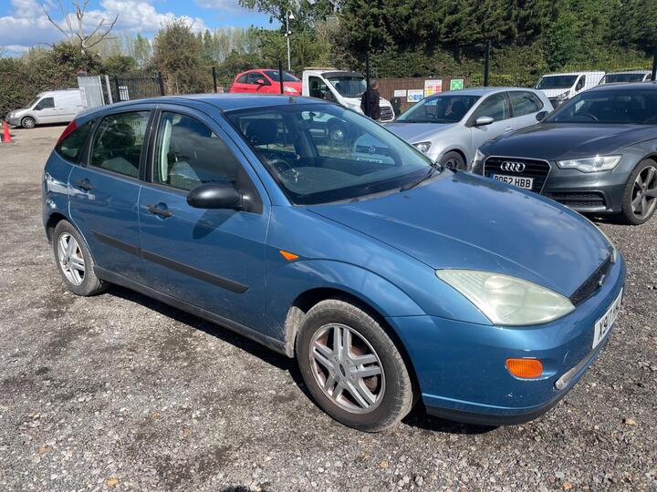 Ford Focus 1.6i 16v Zetec 5dr