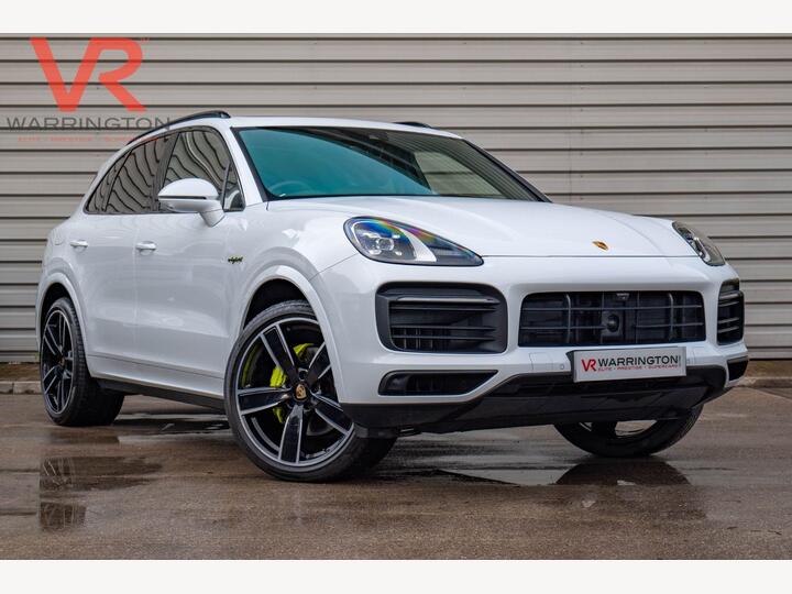 Porsche CAYENNE 3.0 V6 E-Hybrid 17.9kWh Platinum Edition TiptronicS 4WD Euro 6 (s/s) 5dr (3.6kW Charger)