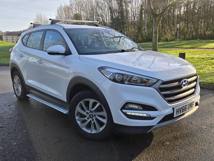 Hyundai TUCSON 1.7 CRDi Blue Drive SE Nav DCT Euro 6 (s/s) 5dr