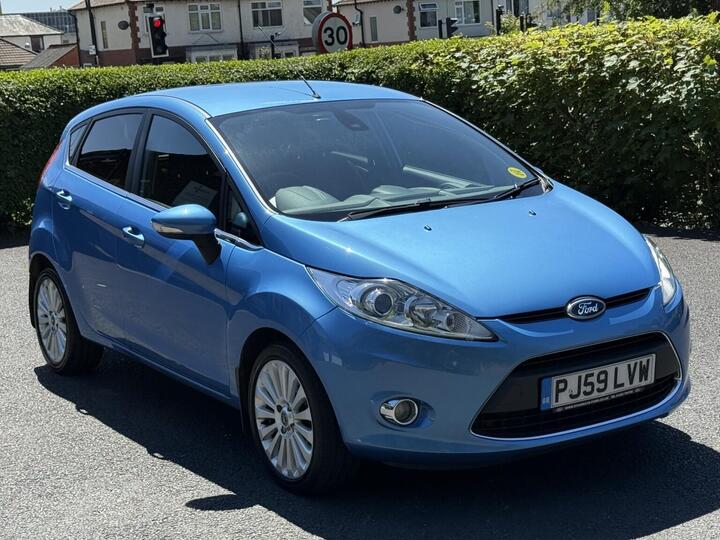 Ford FIESTA 1.6 Titanium 5dr