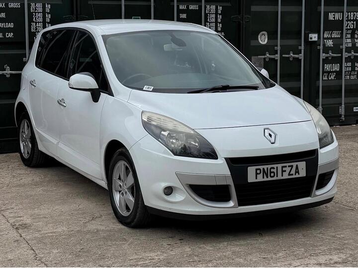 Renault Scenic 1.5 DCi Dynamique TomTom Euro 5 5dr