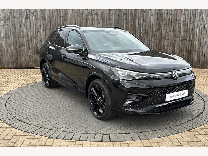 Volkswagen TIGUAN 2.0 TDI R-Line DSG Euro 6 (s/s) 5dr