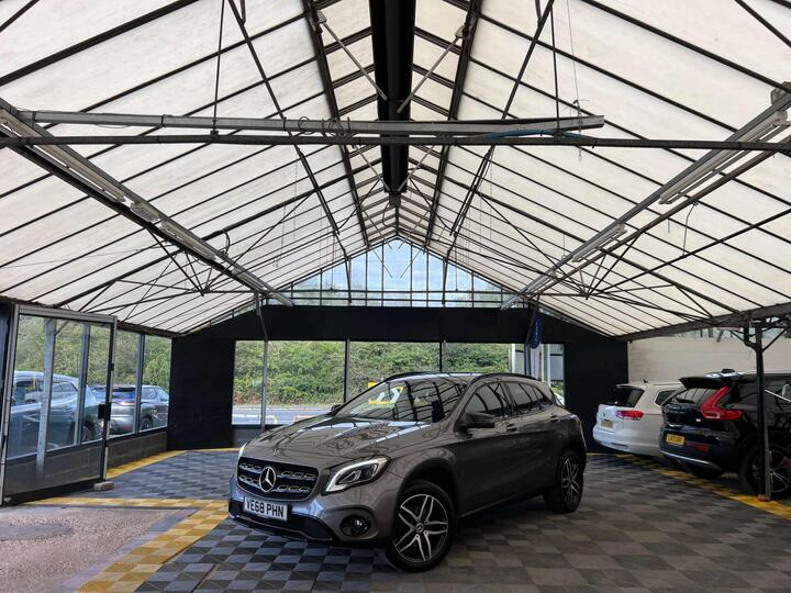 Mercedes-Benz GLA 1.6 GLA180 Urban Edition 7G-DCT Euro 6 (s/s) 5dr