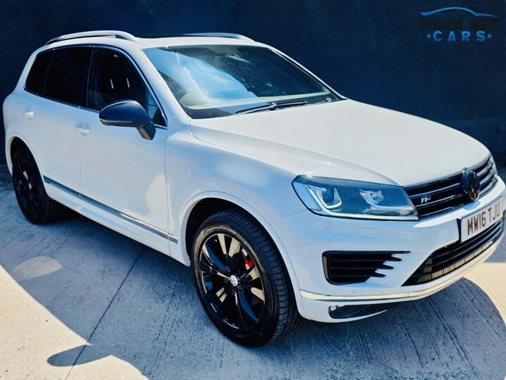 Volkswagen TOUAREG 3.0 TDI V6 BlueMotion Tech R-Line Tiptronic 4WD Euro 6 (s/s) 5dr