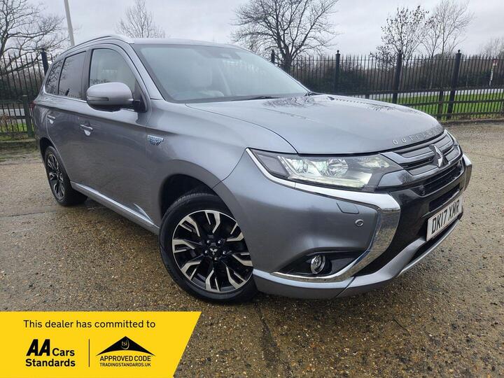 Mitsubishi Outlander 2.0h 12kWh 5hs CVT 4WD Euro 6 (s/s) 5dr