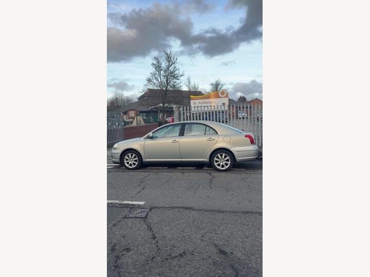 Toyota Avensis 2.2 D-4D T3-S 5dr