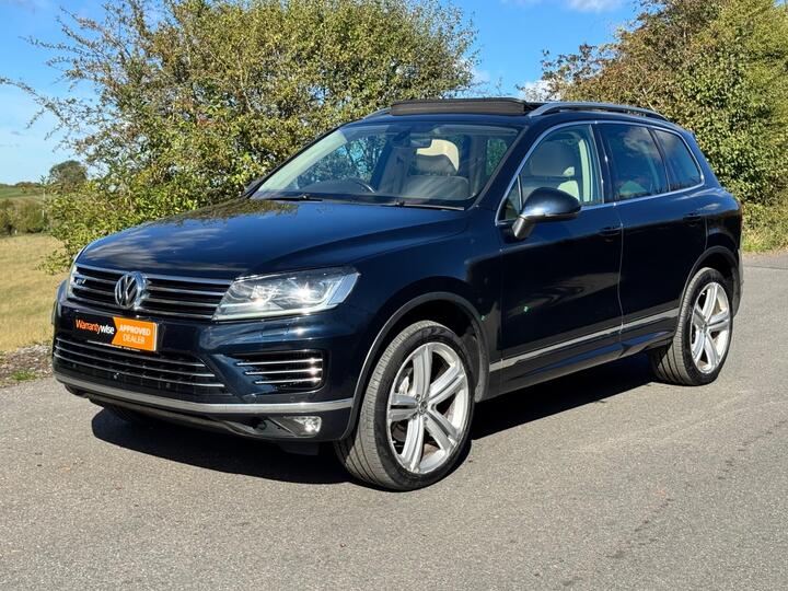 Volkswagen Touareg 3.0 TDI V6 BlueMotion Tech R-Line Plus Tiptronic 4WD Euro 6 (s/s) 5dr