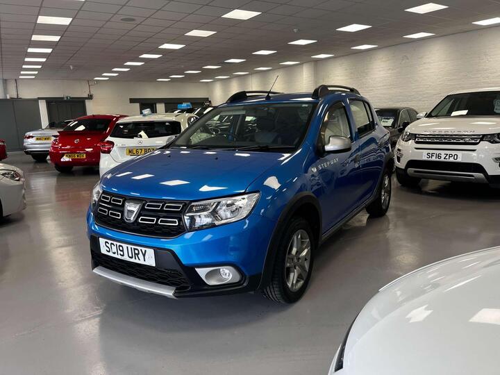 Dacia SANDERO 0.9 TCe Essential Euro 6 (s/s) 5dr
