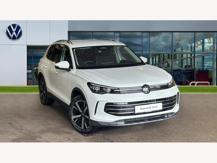 Volkswagen Tiguan 1.5 ETSI MHEV Elegance DSG Euro 6 (s/s) 5dr
