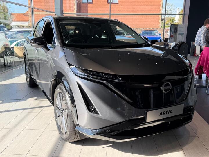 Nissan ARIYA 63kWh Advance Auto 5dr 7.4kW Charger