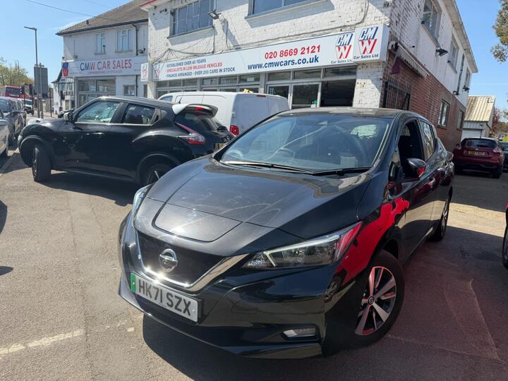 Nissan Leaf 40kWh Acenta Auto 5dr