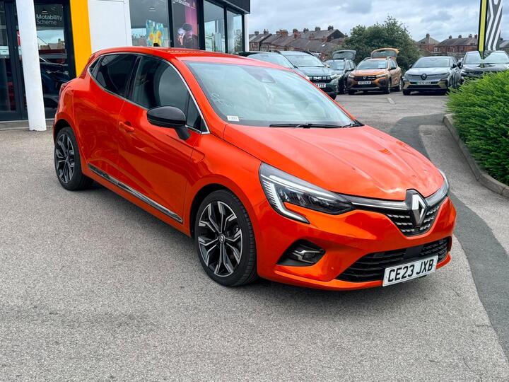 Renault Clio 1.6 E-TECH Techno Auto Euro 6 (s/s) 5dr