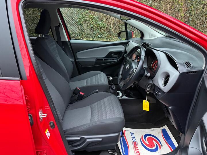 Toyota Yaris 1.33 Dual VVT-i Icon Euro 6 5dr