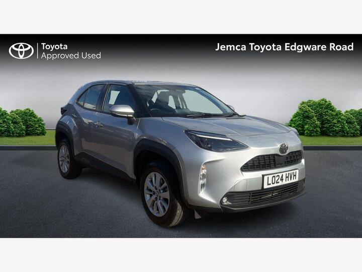 Toyota Yaris Cross 1.5 VVT-h Icon E-CVT Euro 6 (s/s) 5dr Toyota Yaris Cross 1.5 VVT-h Icon E-CVT Euro 6 (s/s) 5dr