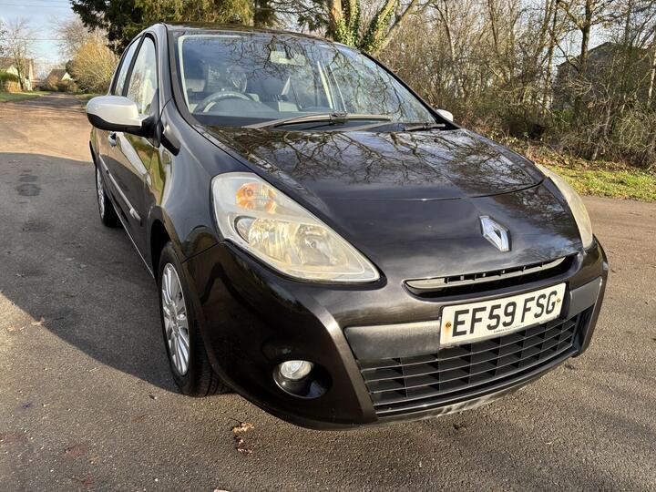 Renault CLIO 1.2 5dr