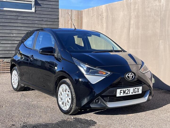 Toyota AYGO 1.0 VVT-i X-play Euro 6 (s/s) 5dr