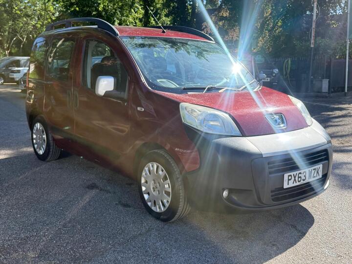 Peugeot Bipper Tepee 1.3 HDi Outdoor Euro 5 5dr Peugeot Bipper Tepee 1.3 HDi Outdoor Euro 5 5dr