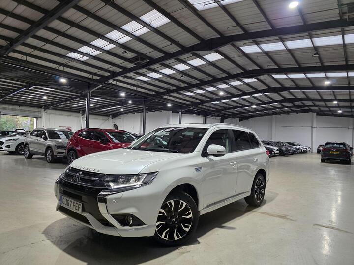 Mitsubishi Outlander 2.0h 12kWh 5hs CVT 4WD Euro 6 (s/s) 5dr