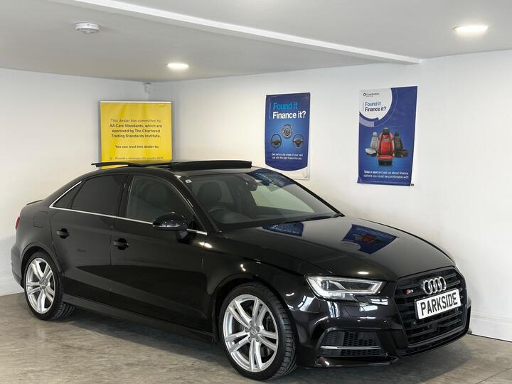 Audi S3 2.0 TFSI Black Edition S Tronic Quattro