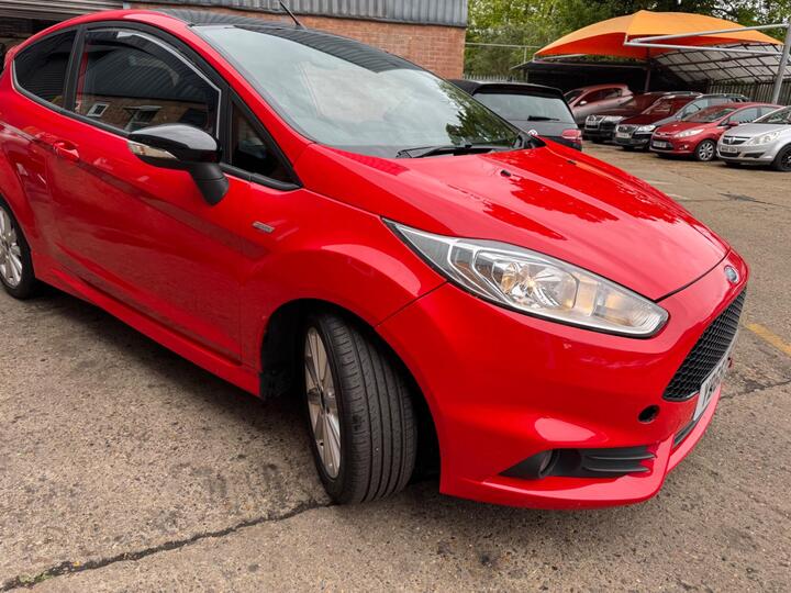 Ford Fiesta 1.0T EcoBoost ST-Line Euro 6 (s/s) 3dr