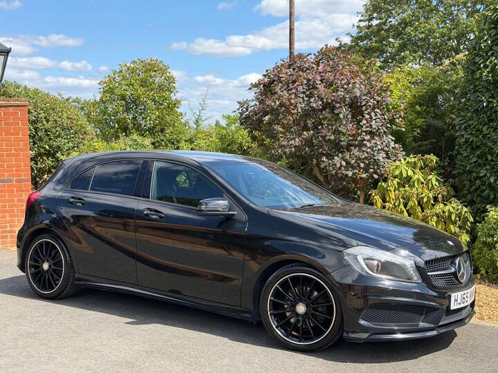 Mercedes-Benz A Class 1.6 A200 AMG Night Edition Euro 6 (s/s) 5dr