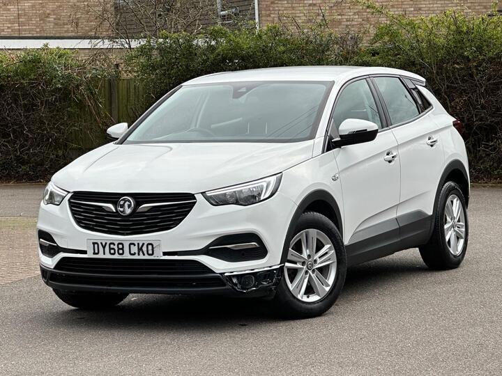 Vauxhall Grandland X 1.2 Turbo SE Euro 6 (s/s) 5dr