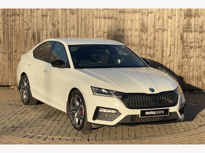 Skoda Octavia 2.0 TSI VRS DSG Euro 6 (s/s) 5dr Skoda Octavia 2.0 TSI VRS DSG Euro 6 (s/s) 5dr