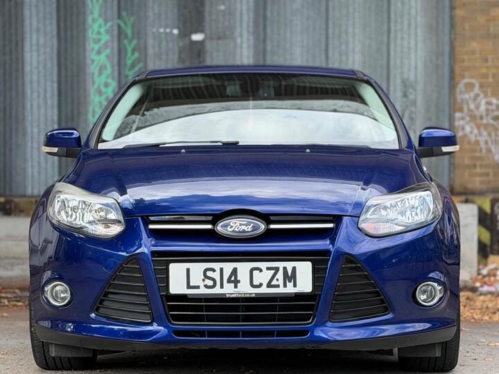 Ford Focus 1.0T EcoBoost Titanium Navigator Euro 5 (s/s) 5dr