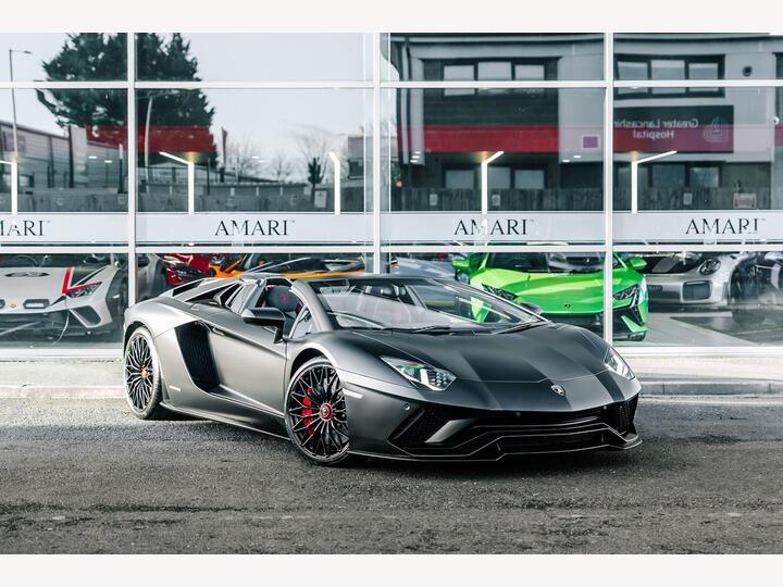 Lamborghini Aventador 6.5 V12 LP 740-4 S Roadster ISR 4WD Euro 6 2dr Lamborghini Aventador 6.5 V12 LP 740-4 S Roadster ISR 4WD Euro 6 2dr