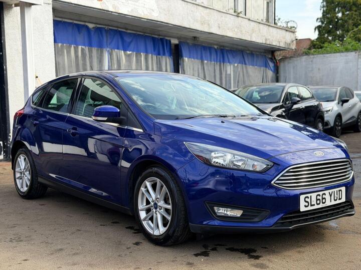 Ford Focus 1.0T EcoBoost Zetec Auto Euro 6 (s/s) 5dr