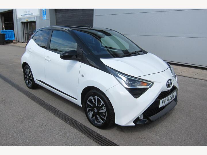 Toyota AYGO 1.0 VVT-i X-trend Euro 6 (s/s) 5dr Toyota AYGO 1.0 VVT-i X-trend Euro 6 (s/s) 5dr