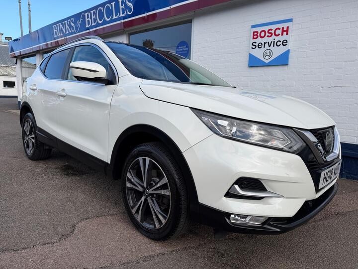 Nissan Qashqai 1.2 DIG-T N-Connecta Euro 6 (s/s) 5dr