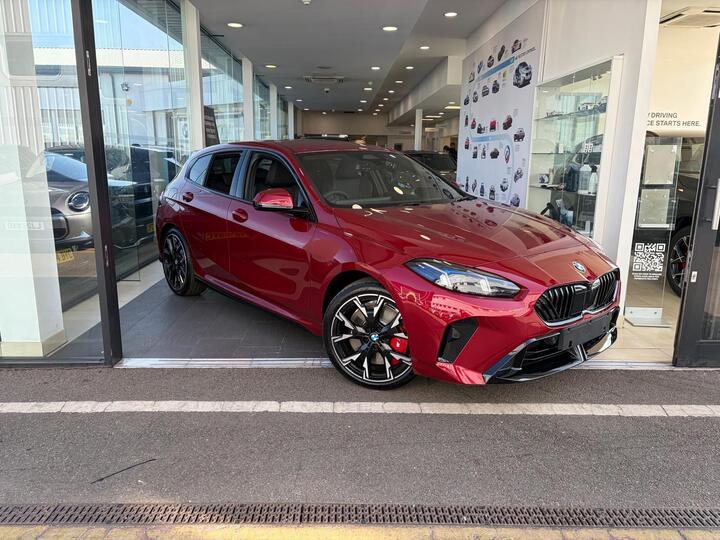 BMW 1 Series 1.5 120i MHT M Sport DCT Euro 6 (s/s) 5dr