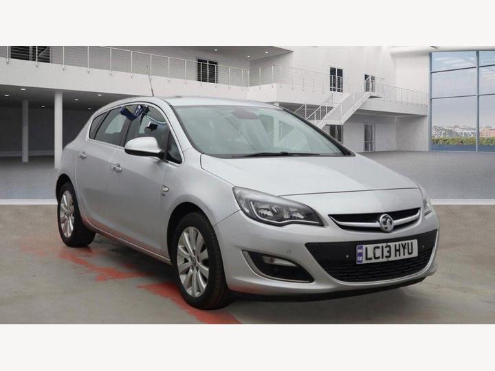 Vauxhall Astra 2.0 CDTi SE Auto Euro 5 5dr