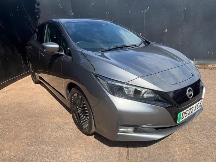 Nissan Leaf 39kWh N-Connecta Auto 5dr