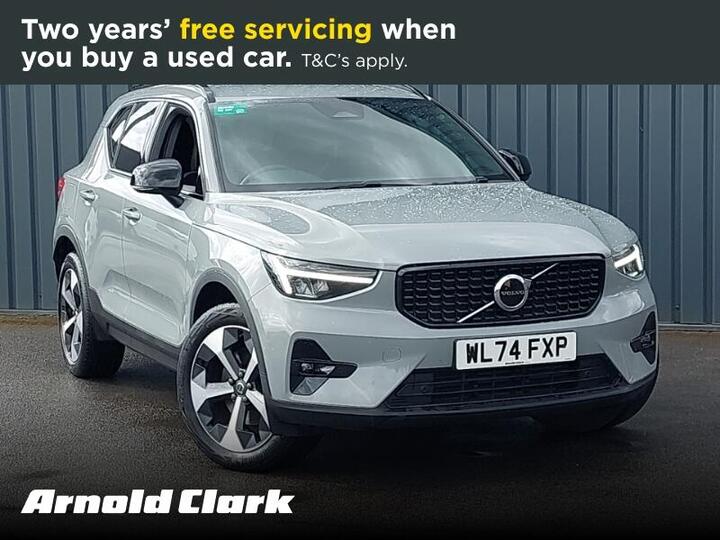 Volvo XC40 2.0 B4 MHEV Plus Dark DCT Auto Euro 6 (s/s) 5dr