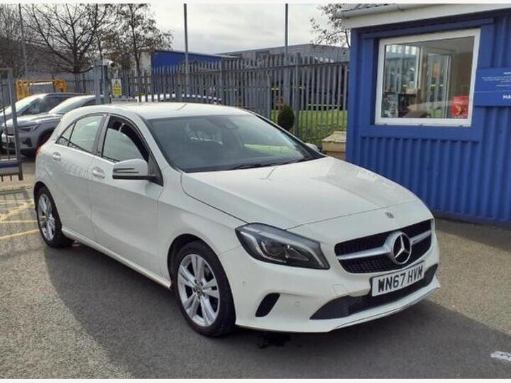 Mercedes-Benz A Class 1.5 A180d Sport (Premium) Euro 6 (s/s) 5dr Mercedes-Benz A Class 1.5 A180d Sport (Premium) Euro 6 (s/s) 5dr