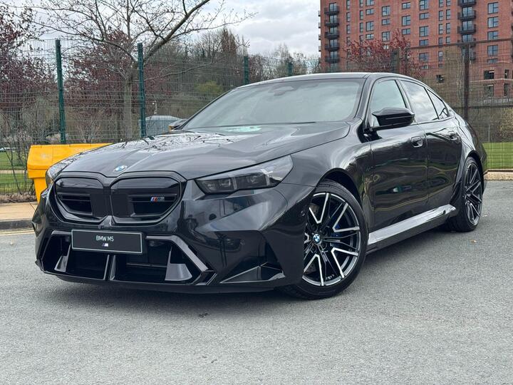 BMW M5 4.4 22.1kWh Steptronic XDrive Euro 6 (s/s) 4dr