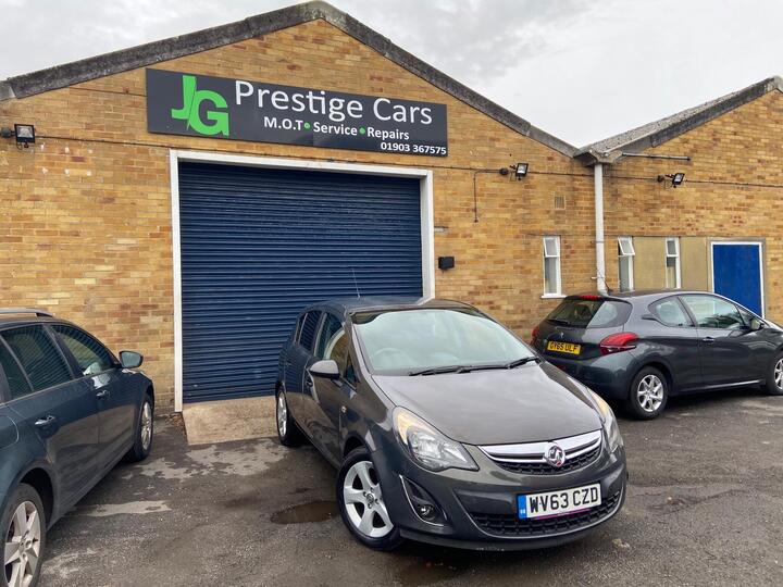 Vauxhall Corsa 1.4 16V SXi Auto Euro 5 5dr (A/C) Vauxhall Corsa 1.4 16V SXi Auto Euro 5 5dr (A/C)