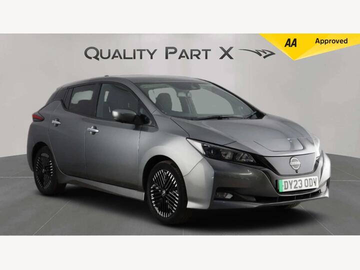 Nissan Leaf 39kWh N-Connecta Auto 5dr