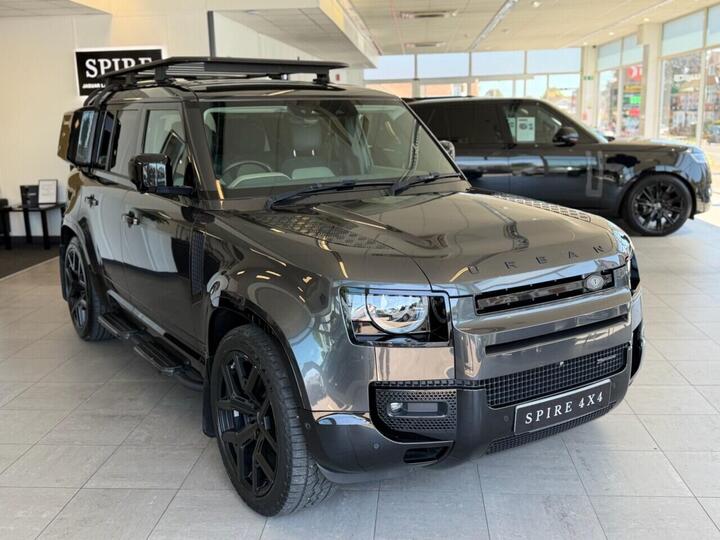 Land Rover DEFENDER 3.0 D300 MHEV X-Dynamic HSE Auto 4WD Euro 6 (s/s) 5dr