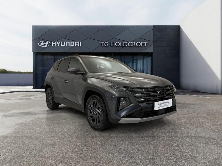 Hyundai Tucson 1.6T Hybrid Black Line Auto Euro 6 (s/s) 5dr