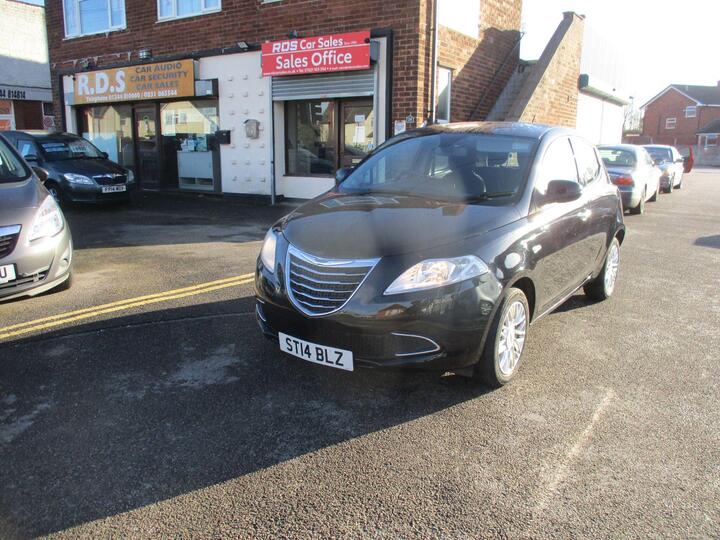 Chrysler Ypsilon 1.2 SE Euro 5 (s/s) 5dr