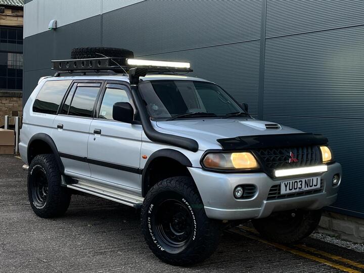 Mitsubishi Shogun Sport 2.5 TD GLS 5dr Mitsubishi Shogun Sport 2.5 TD GLS 5dr