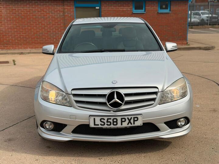 Mercedes-Benz C Class 2.1 C220 CDI Sport Auto Euro 4 4dr